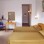Bell Aire Hotel