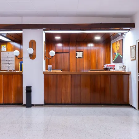 Bell Aire 3* ל'אסטרטיט